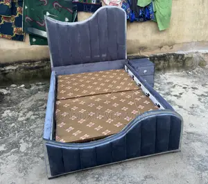 High Quality 4.5 by 6 Bedframe With 1 Bedside Drawer