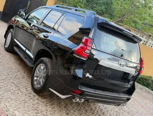 Toyota Land Cruiser Prado 2021 Black