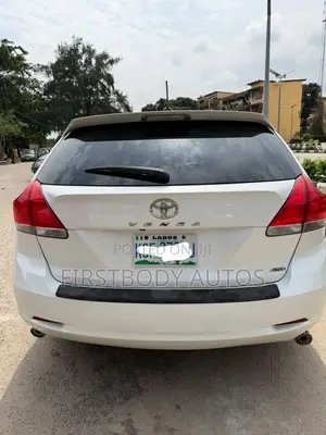 Toyota Venza 2012 White