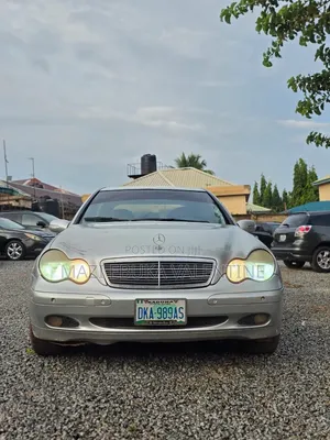 Mercedes-Benz C200 2006 Silver