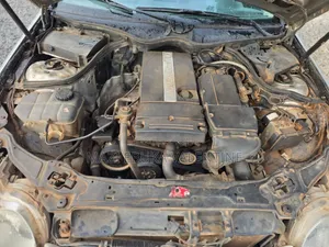 Mercedes-Benz C200 2006 Silver