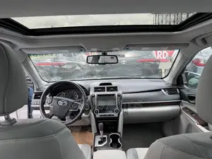 Toyota Camry XLE V6 4dr Sedan (3.5L 6cyl 6A) 2013 Blue