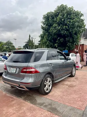 Mercedes-Benz M Class 2012 Gray