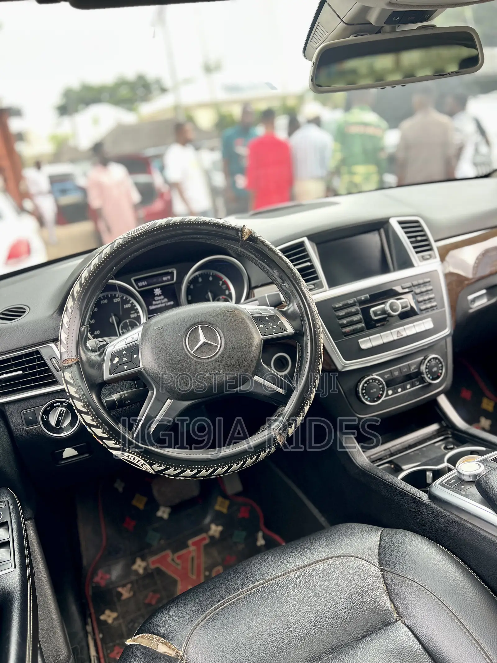 Mercedes-Benz M Class 2012 Gray