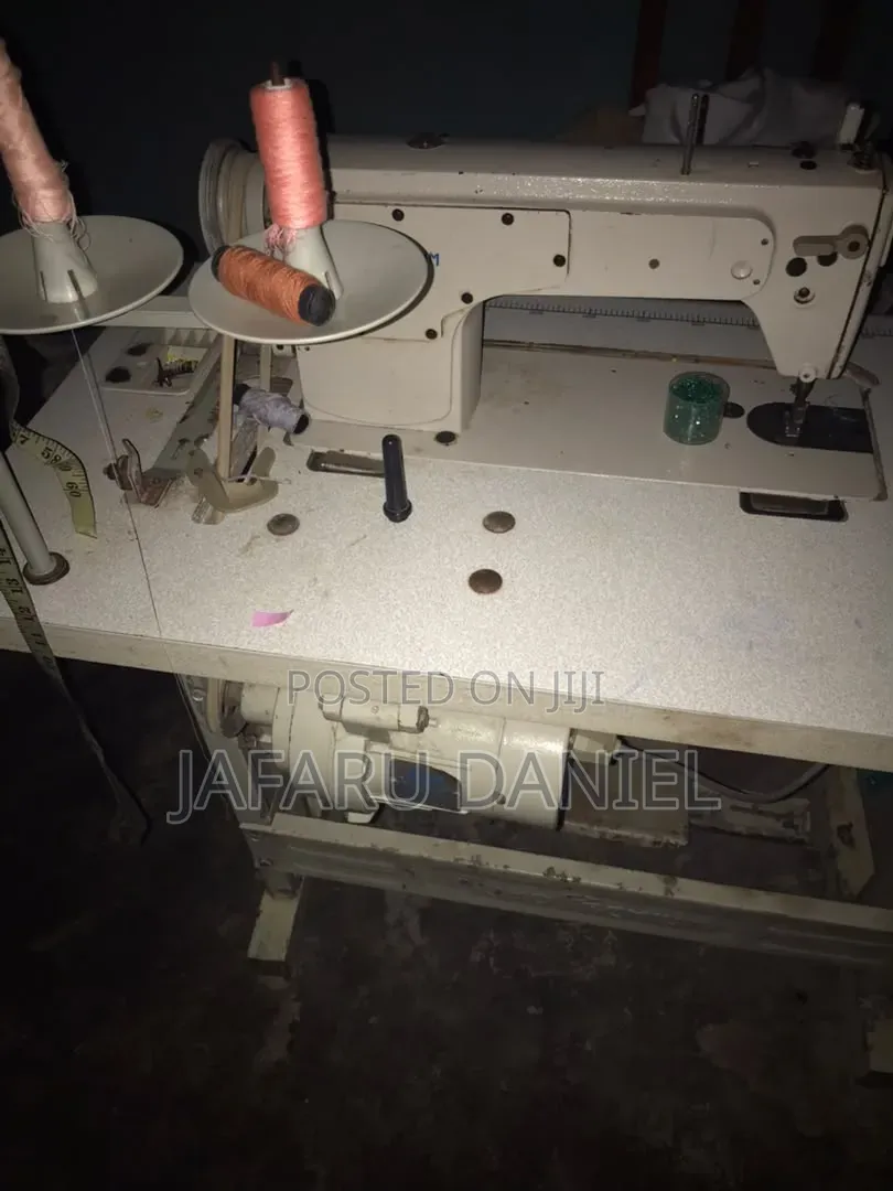 Industrial Sewing Machine