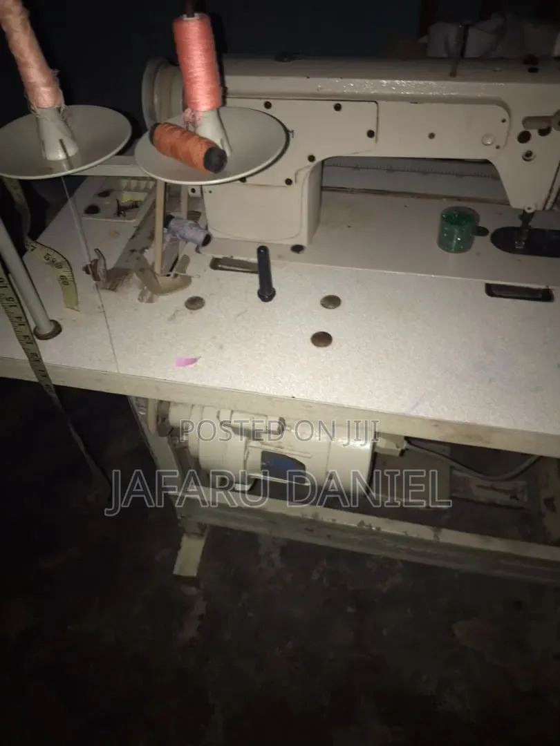 Industrial Sewing Machine