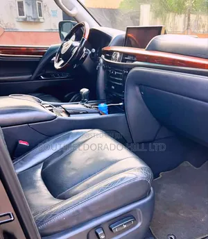 Lexus LX 2017 Black