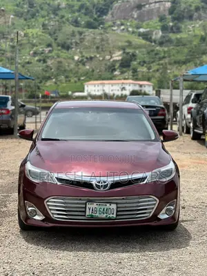 Toyota Avalon XLE 4dr Sedan (3.5L 6cyl 6A) 2014 Red