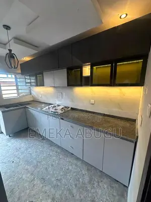3bdrm Block of Flats in Okebadan Estate, Akobo for rent