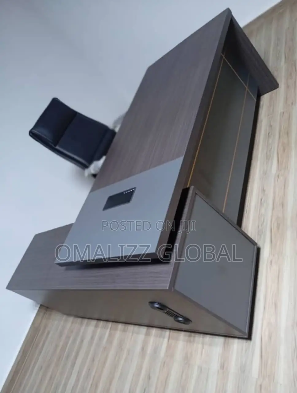 1.6 Meter L-Shape Table