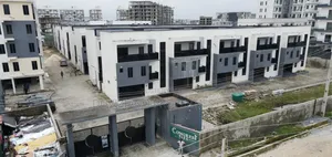 3bdrm Apartment in Lekki Phase 1 for rent