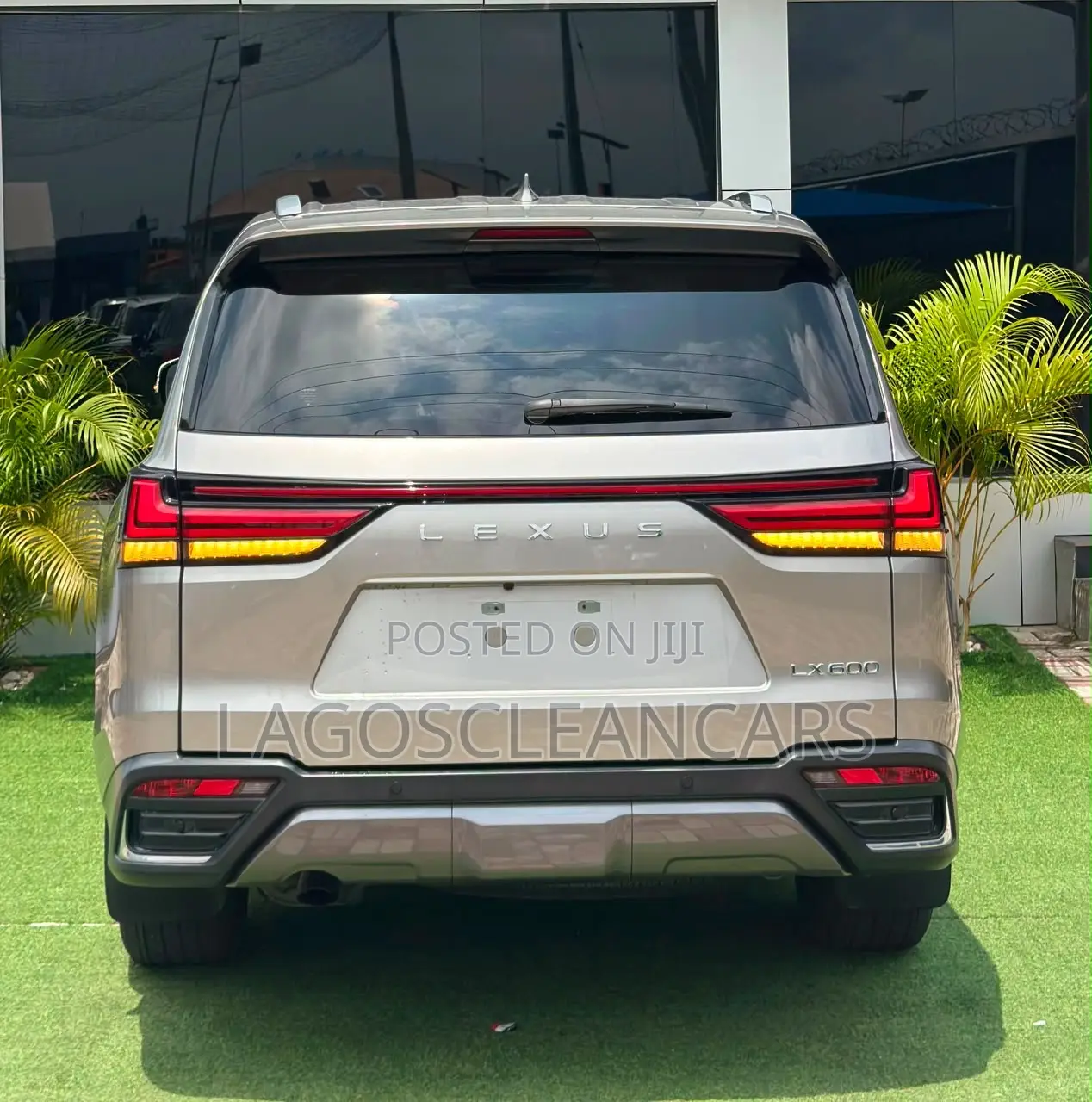 Lexus LX 600 2022 Silver