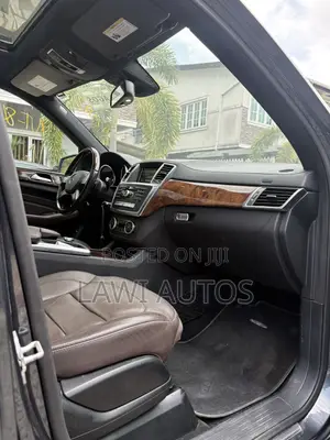 Mercedes-Benz M Class ML400 4MATIC 4dr SUV AWD (3.0L 6cyl Turbo 7A)