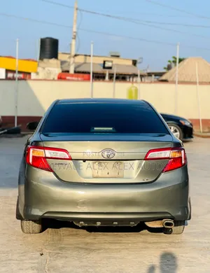 Toyota Camry 2012 Gray