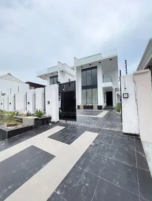 5bdrm Duplex in Ikota for sale