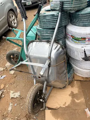 Heavy Duty Galvanized Steel Wheelbarrow