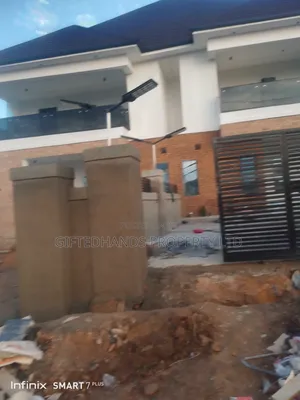 5 Bedroom Duplex