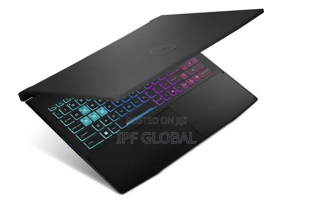 New Laptop MSI Cyborg 15 32GB Intel Core 7 SSD 1T