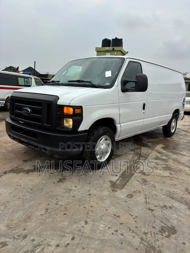 Ford E550 2012 White