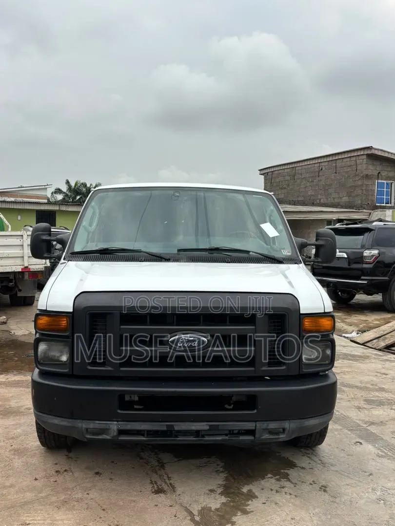 Ford E550 2012 White