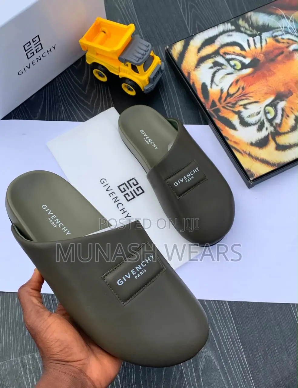 Givenchy Mule 40-46 Available