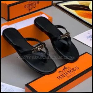Ladies Flats Shoe