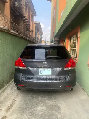 Toyota Venza V6 AWD 2010 Gray