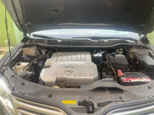Toyota Venza V6 AWD 2010 Gray