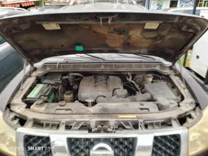 Nissan Armada 2004 Burgundy