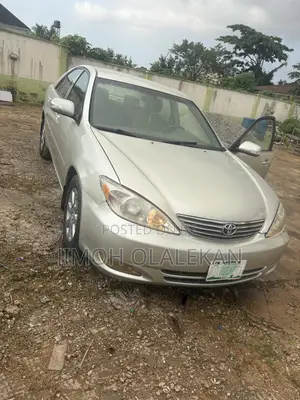 Toyota Camry 2003 Silver