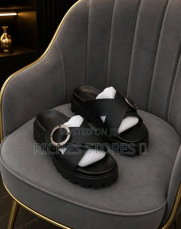 High Quality Alexander McQueen Quality Pam