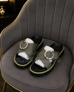 High Quality Alexander McQueen Quality Pam