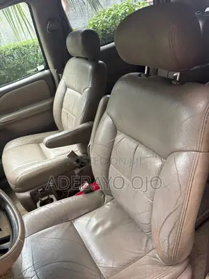 Toyota Sienna 2001 Gold