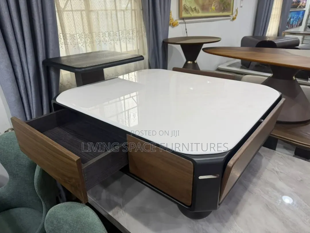 High-Quality Center Table