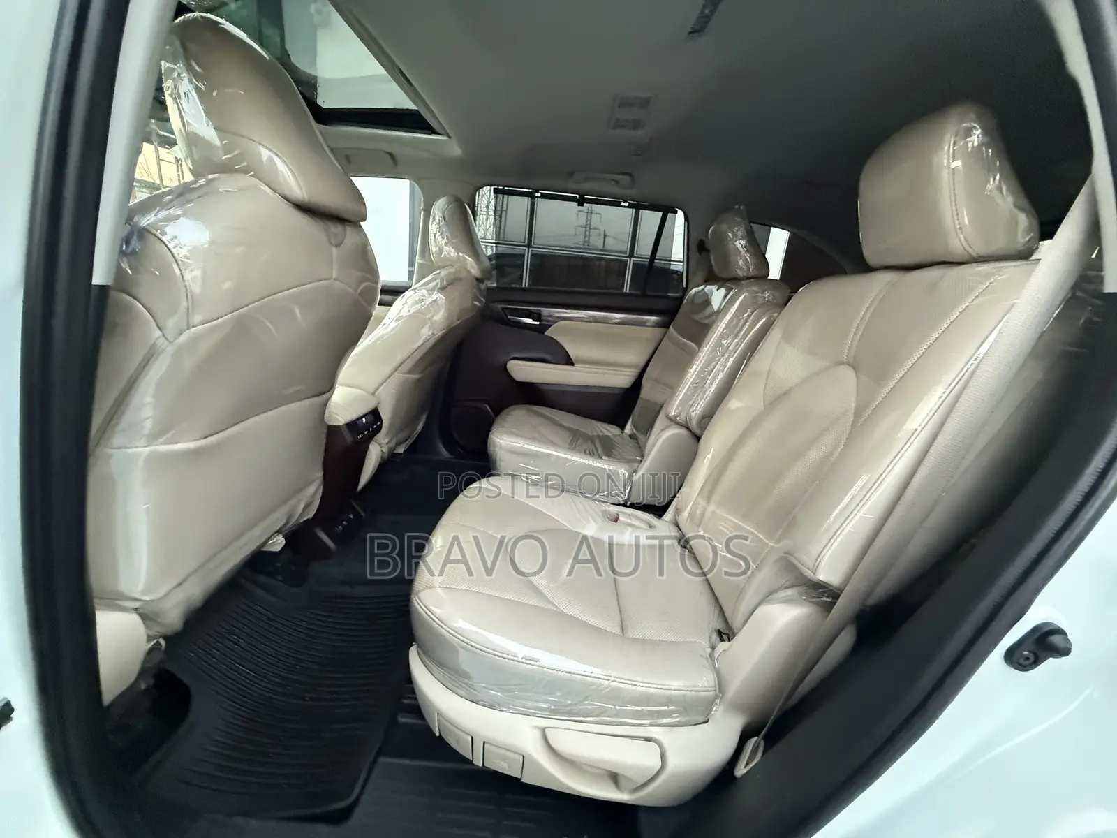 Toyota Highlander Limited 2022 White