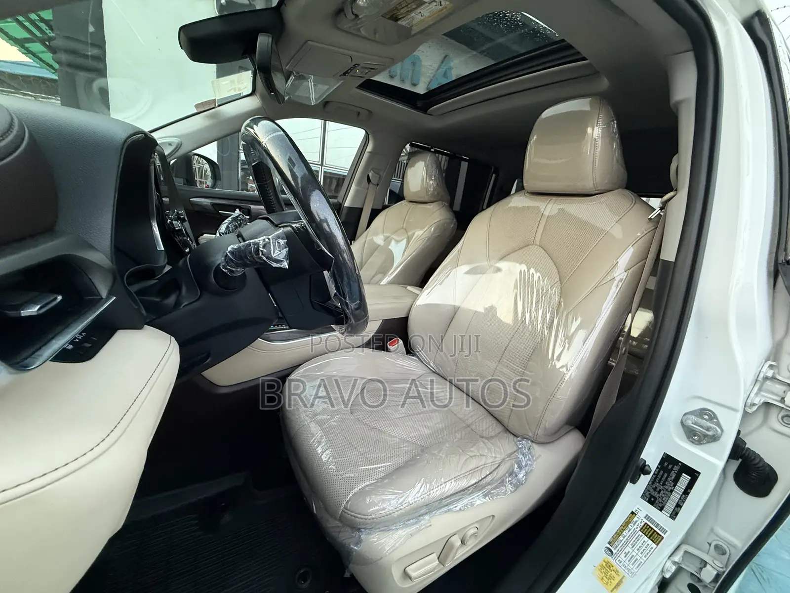 Toyota Highlander Limited 2022 White