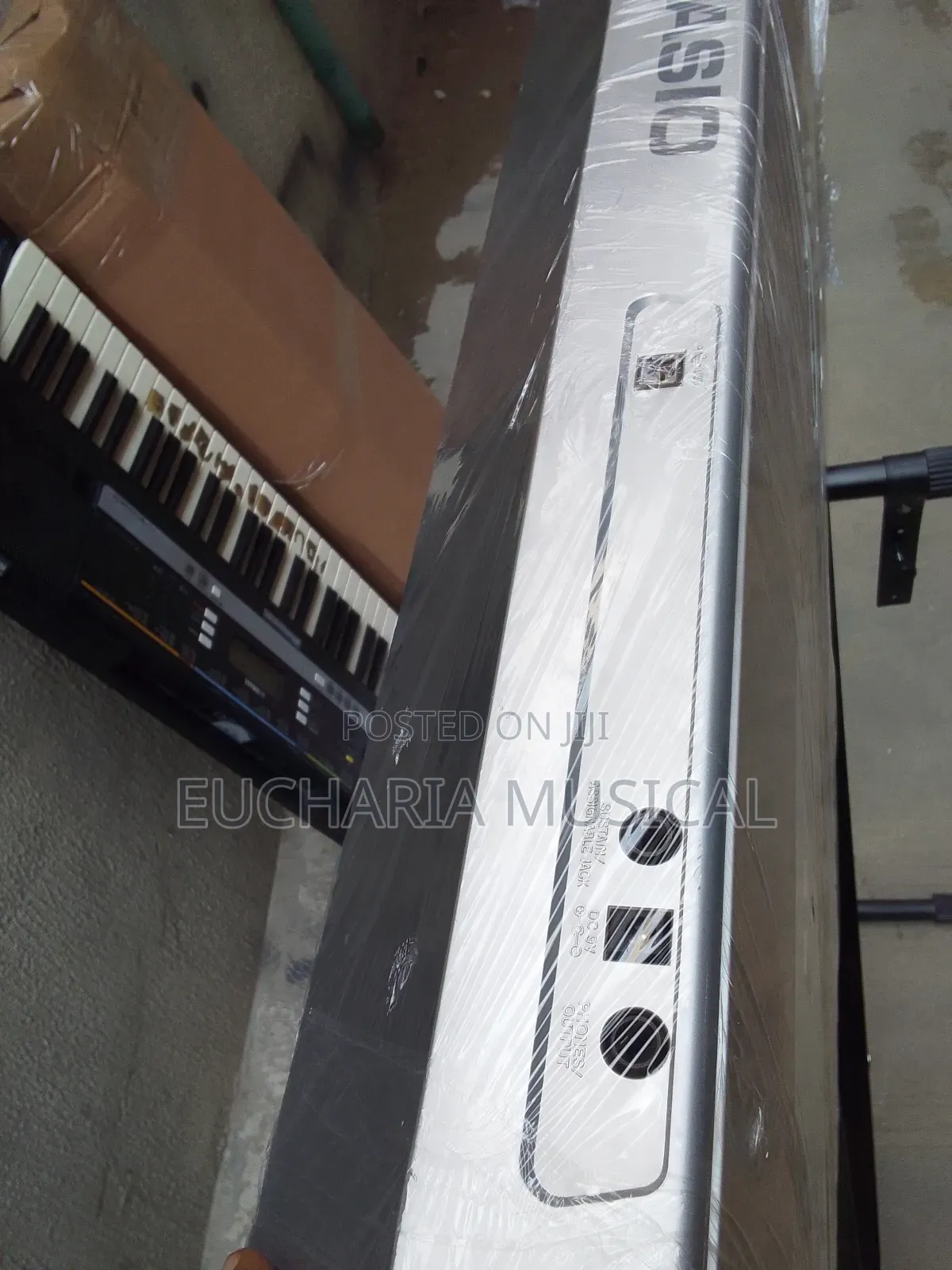Casio CTK-800 61-Key Electronic Keyboard – UK Used