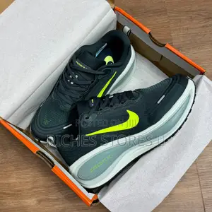 High Quality Nike Vomero Plus Seaweed Cannon Green Haze Volt SNKS