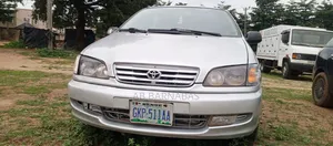 Toyota Picnic 2.0 FWD 2003 Silver