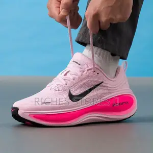 High Quality Dope Footie Vomero Plus Pink Foam Hyper Pink Size 40-45