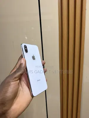 Apple iPhone XS Max 64 GB White
