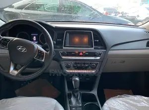 Hyundai Sonata 2019 Red