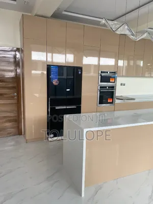 5bdrm Duplex in Lekki Phase 1 for rent