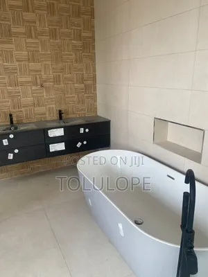 5bdrm Duplex in Lekki Phase 1 for rent