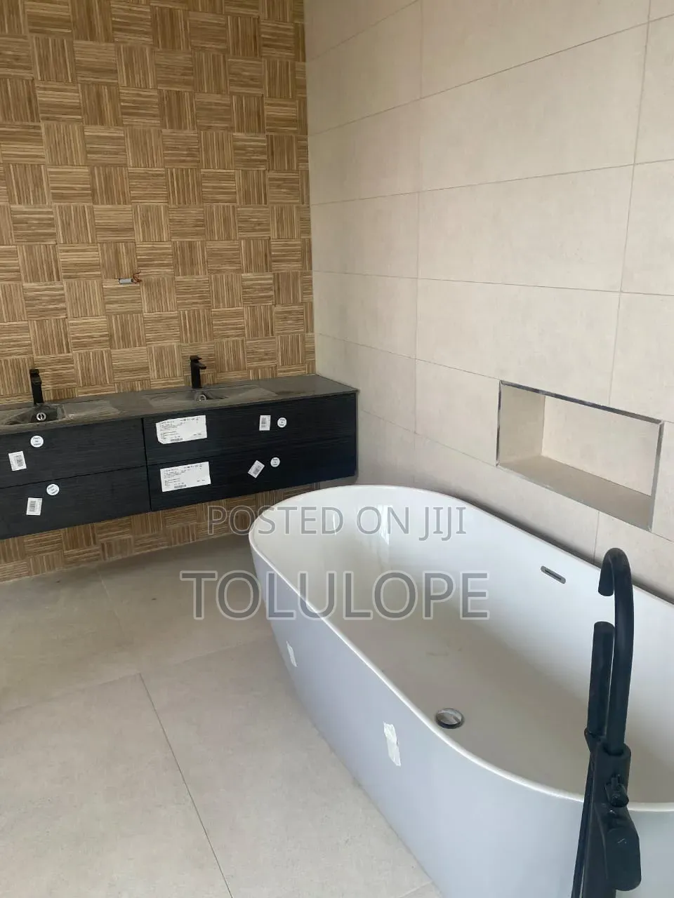 5bdrm Duplex in Lekki Phase 1 for rent