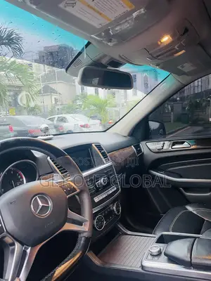 Mercedes-Benz M Class ML 350 BlueTEC 4Matic 2012 Black