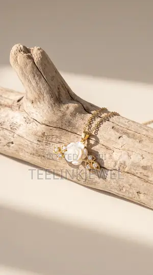 Necklace With Pendant