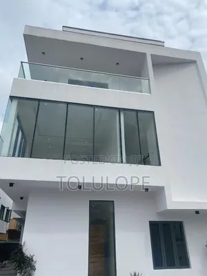 5bdrm Duplex in Lekki Phase 1 for rent