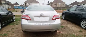 Toyota Camry 2011 Silver