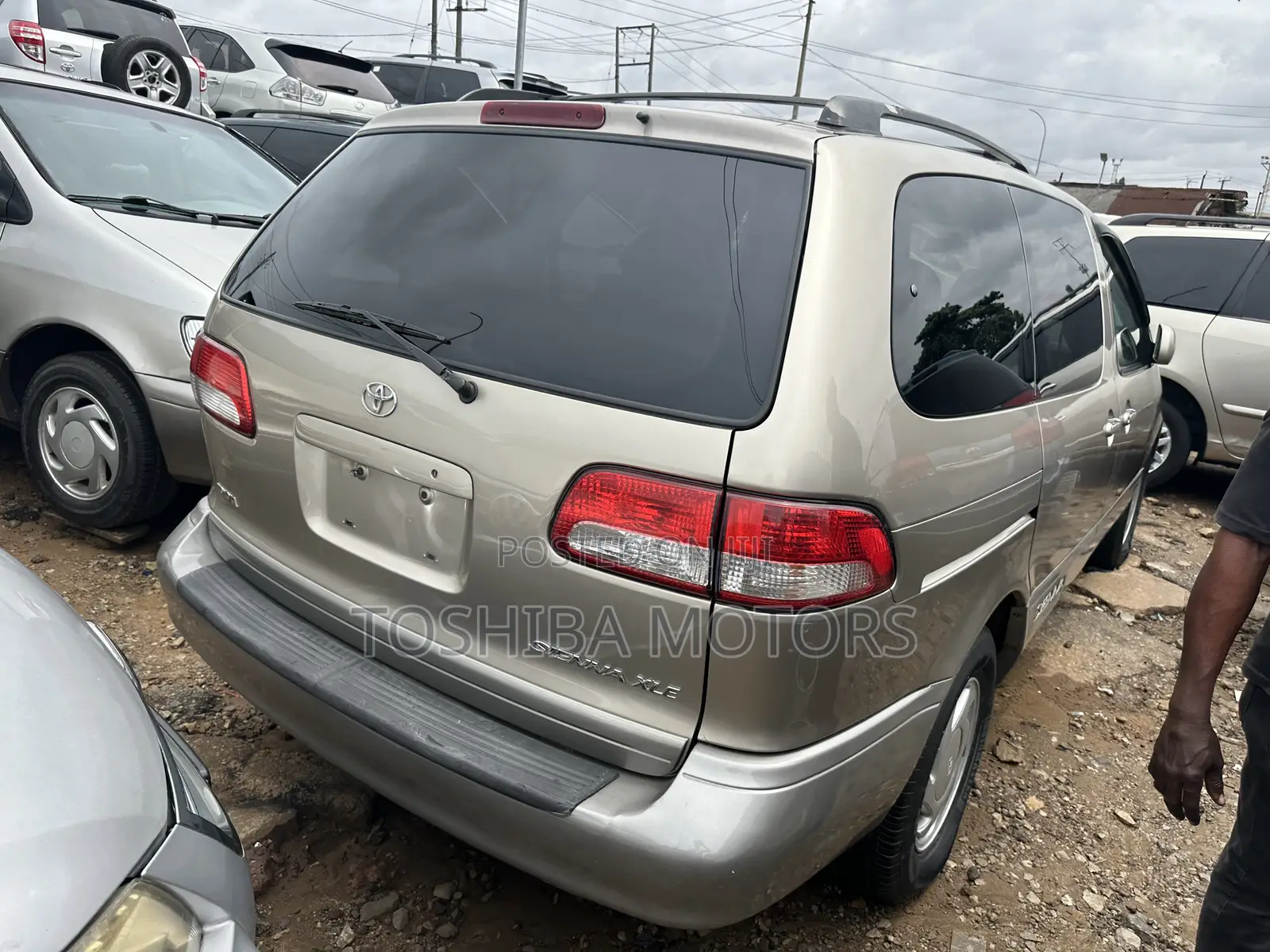 Toyota Sienna XLE 2003 Silver